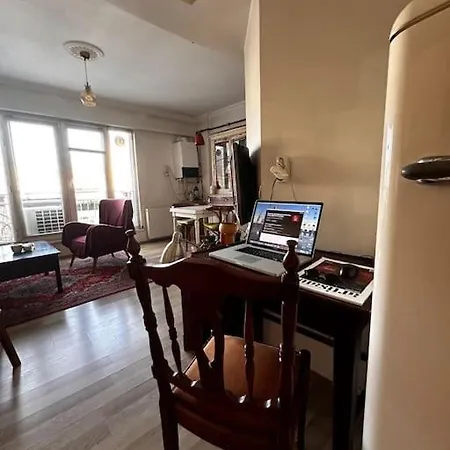 Cozy Flat To Taxim, Beyoglu, Pera, Galata Apartament *