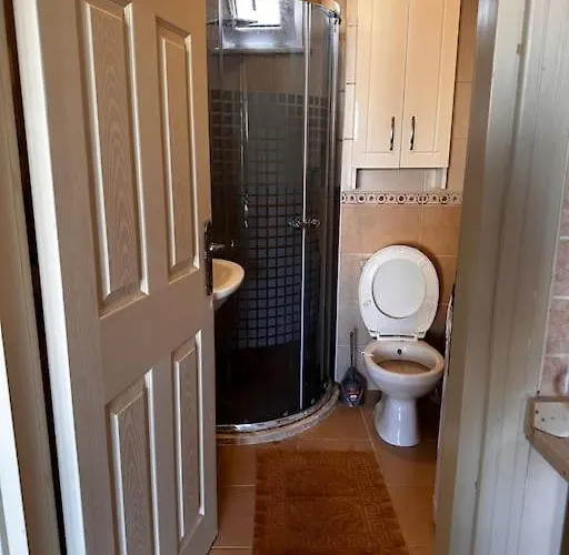 Cozy Flat To Taxim, Beyoglu, Pera, Galata